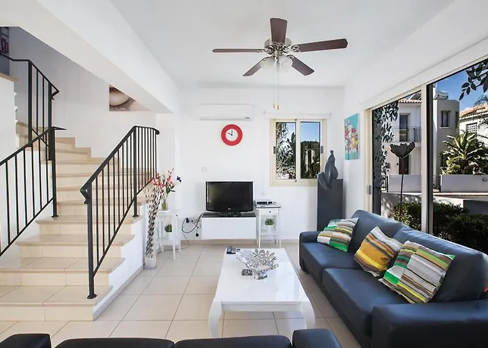 Ferienvilla Pv17 Mit Sonnenterrasse Und Pool By Interhome Σπίτι διακοπών Πρωταράς