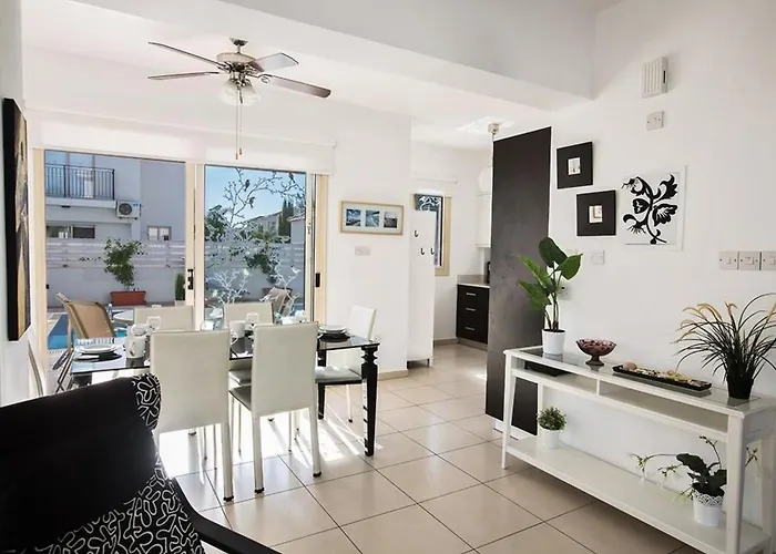 Ferienvilla Pv17 Mit Sonnenterrasse Und Pool By Interhome Σπίτι διακοπών Πρωταράς