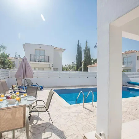 Ferienvilla Pv17 Mit Sonnenterrasse Und Pool By Interhome Dom wakacyjny *