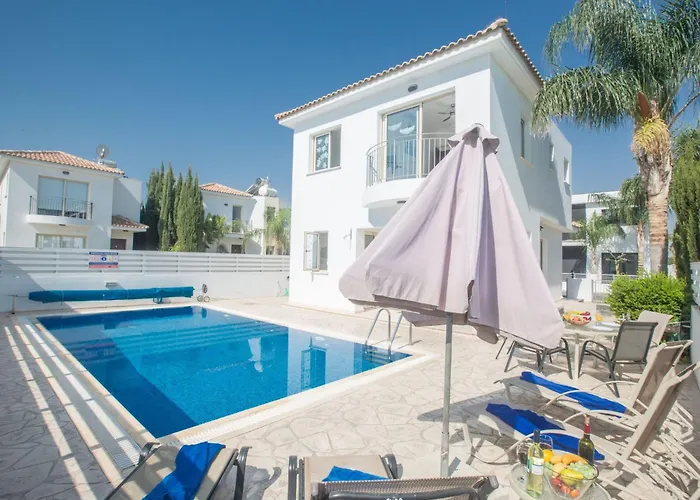 Ferienvilla Pv17 Mit Sonnenterrasse Und Pool By Interhome Feriehus