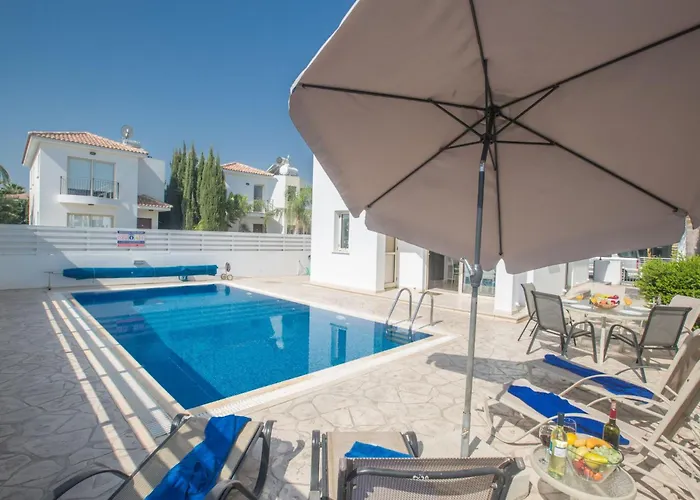 Сasa de vacaciones Ferienvilla Pv17 Mit Sonnenterrasse Und Pool By Interhome