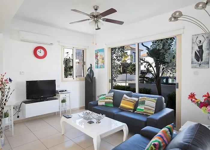 Ferienvilla Pv17 Mit Sonnenterrasse Und Pool By Interhome Сasa de vacaciones Protaras